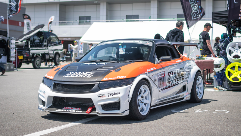 Illustration for article titled This Crazy Car Festival Will Make You Buy Plane Tickets To Japan Right Now